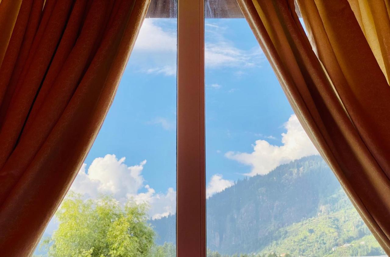 Winterline Resort Near Mall Road Manali - Centrally Heated & Air Cooled Екстериор снимка