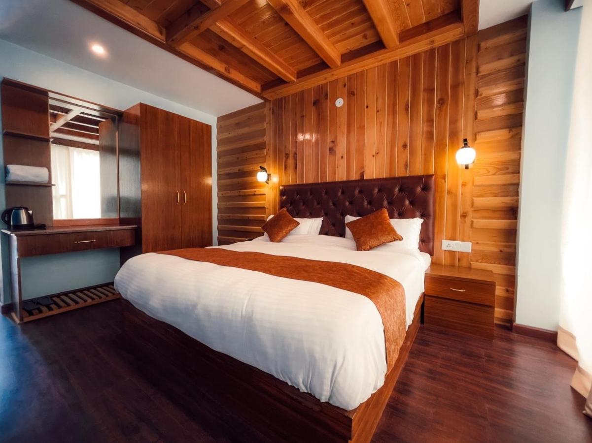 Winterline Resort Near Mall Road Manali - Centrally Heated & Air Cooled Екстериор снимка