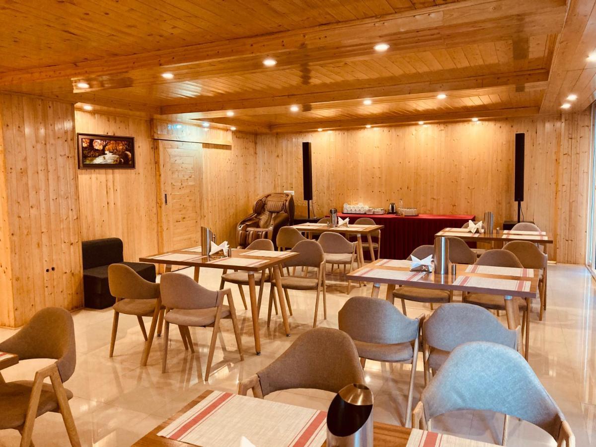 Winterline Resort Near Mall Road Manali - Centrally Heated & Air Cooled Екстериор снимка