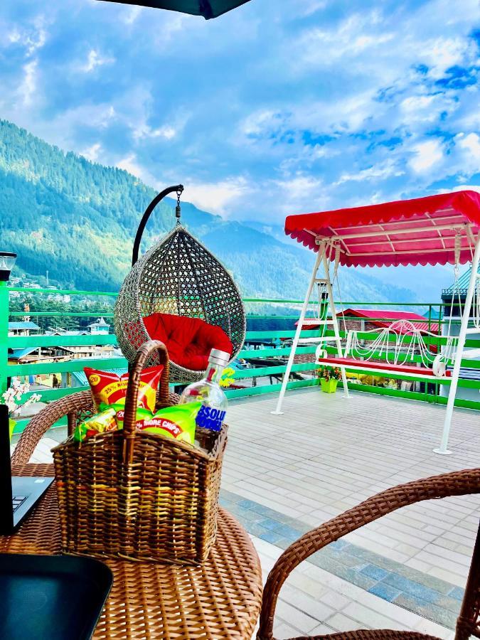 Winterline Resort Near Mall Road Manali - Centrally Heated & Air Cooled Екстериор снимка